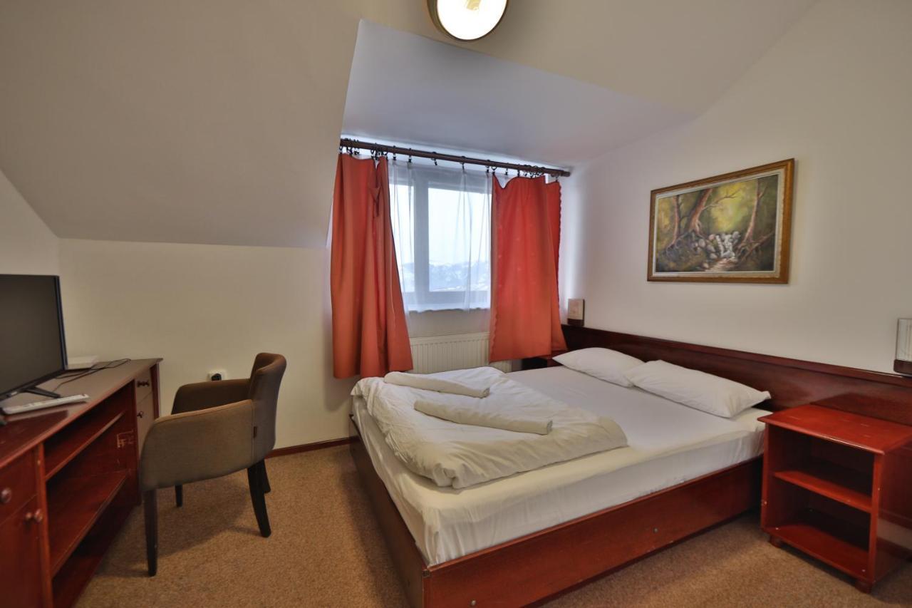 Guesthouse Babin Zub Crni Vrh Exterior photo